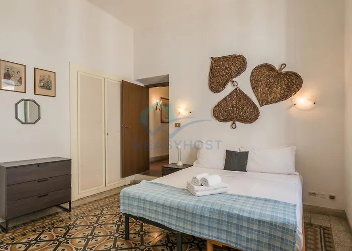 Warm Nest In The Old Building Of Piazza Navona Apartamento